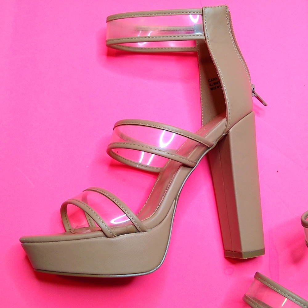 Nude sandal heals